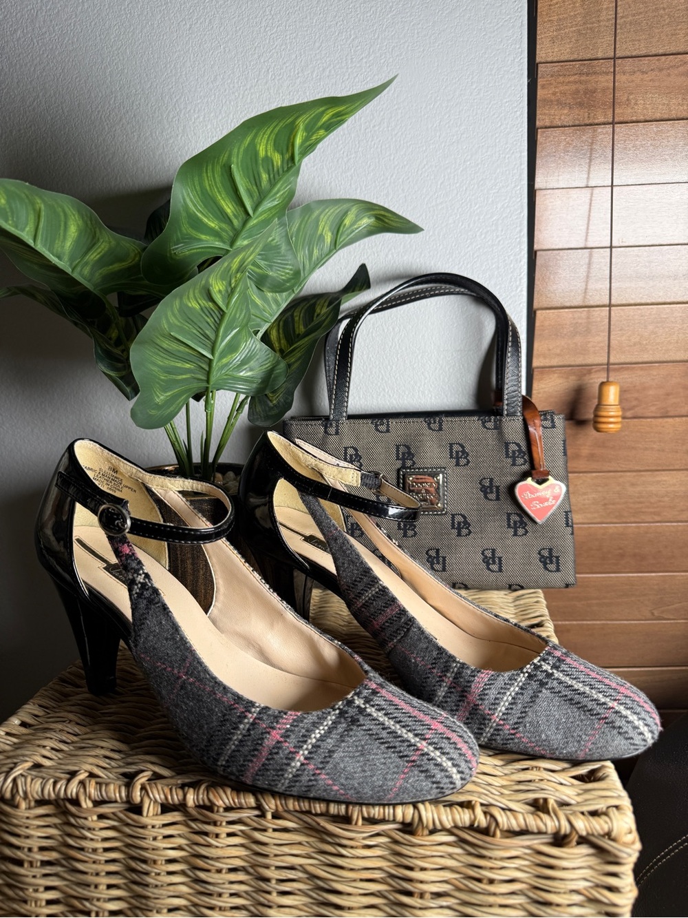 Strappy Tweed Knit Pink Vintage Y2K Business Casual Kitten Heels